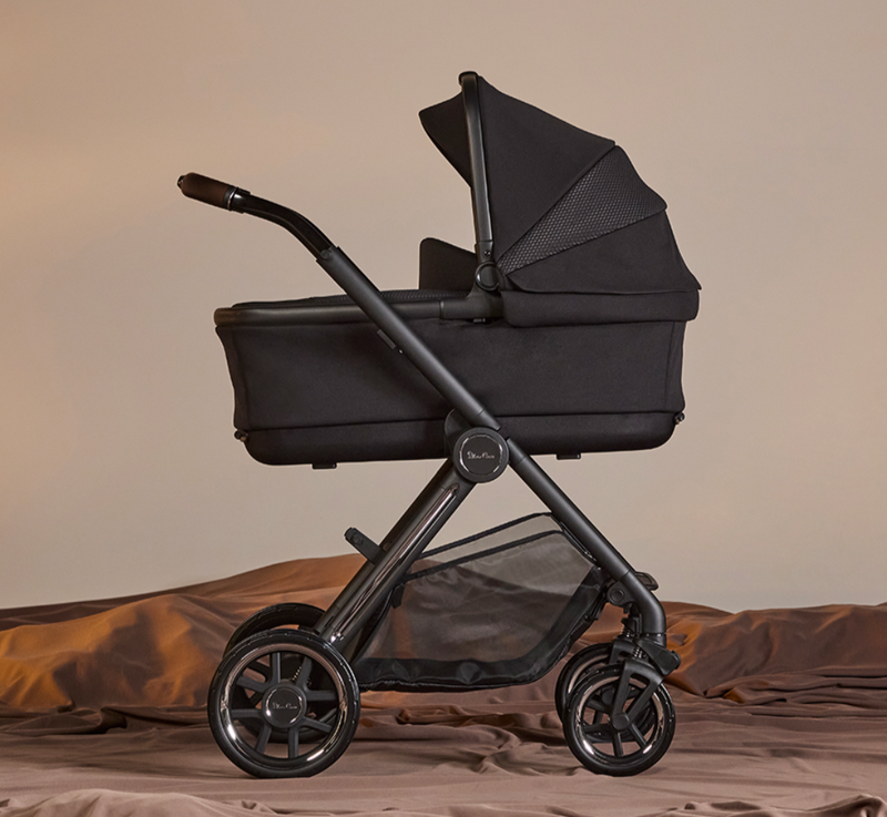 Silver Cross Reef 2 with Carrycot (pre-order Aug    2024)