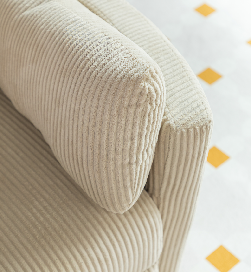 Close-up of Milano Manual corduroy and lumbar cushion
