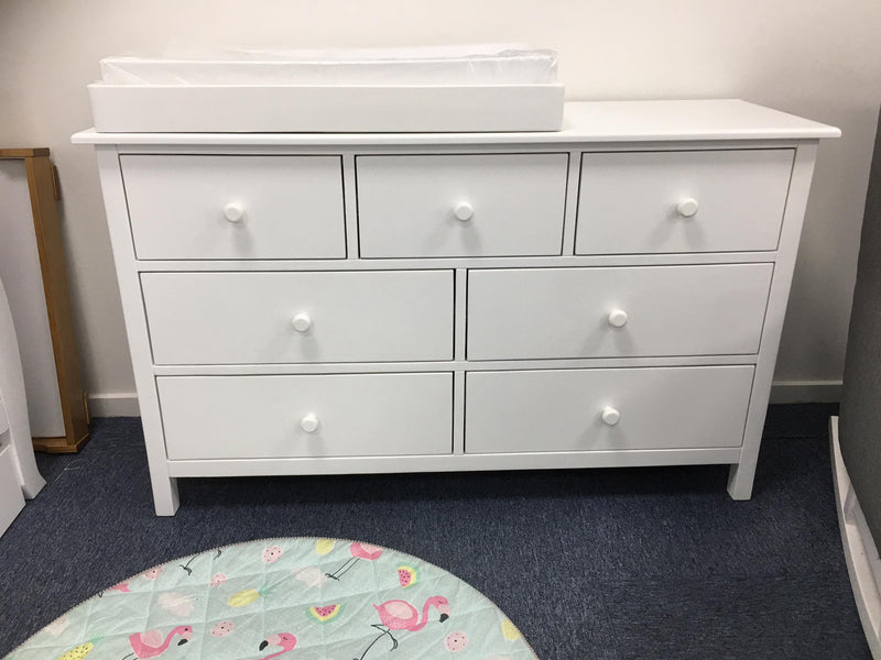 Rever Bebe Deluxe 7 Drawer/Chest Dresser with change table