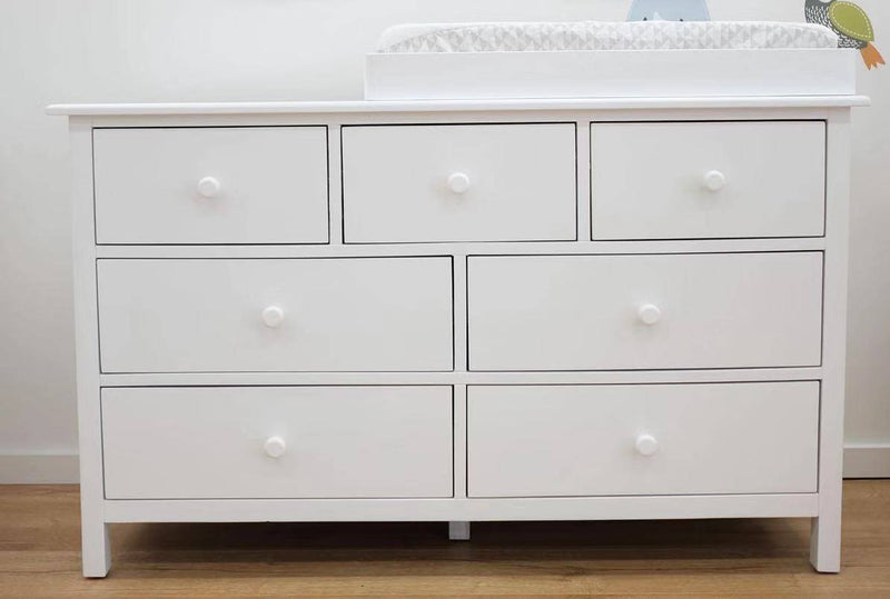 Rever Bebe Deluxe 7 Drawer/Chest Dresser with change table