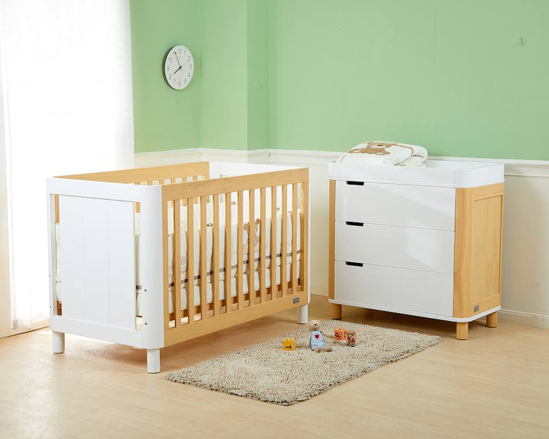 Rever Baby Aaron 4 in 1 Cot with mattress set