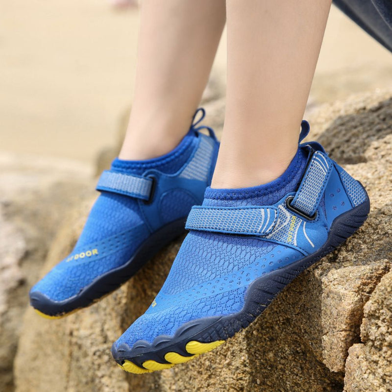 Kids Water Shoes Barefoot Quick Dry Aqua Sports Shoes Boys Girls - Klein Blue Size Bigkid US2=EU32